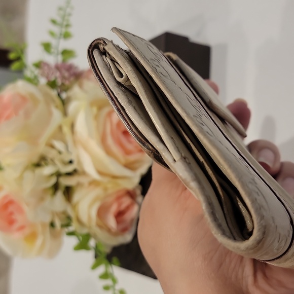 Authentic Gucci wallet - Picture 3 of 10